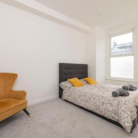 Апартаменти 2 Bed Flat -Zone 1-4 London Thornton Heath Екстер'єр фото